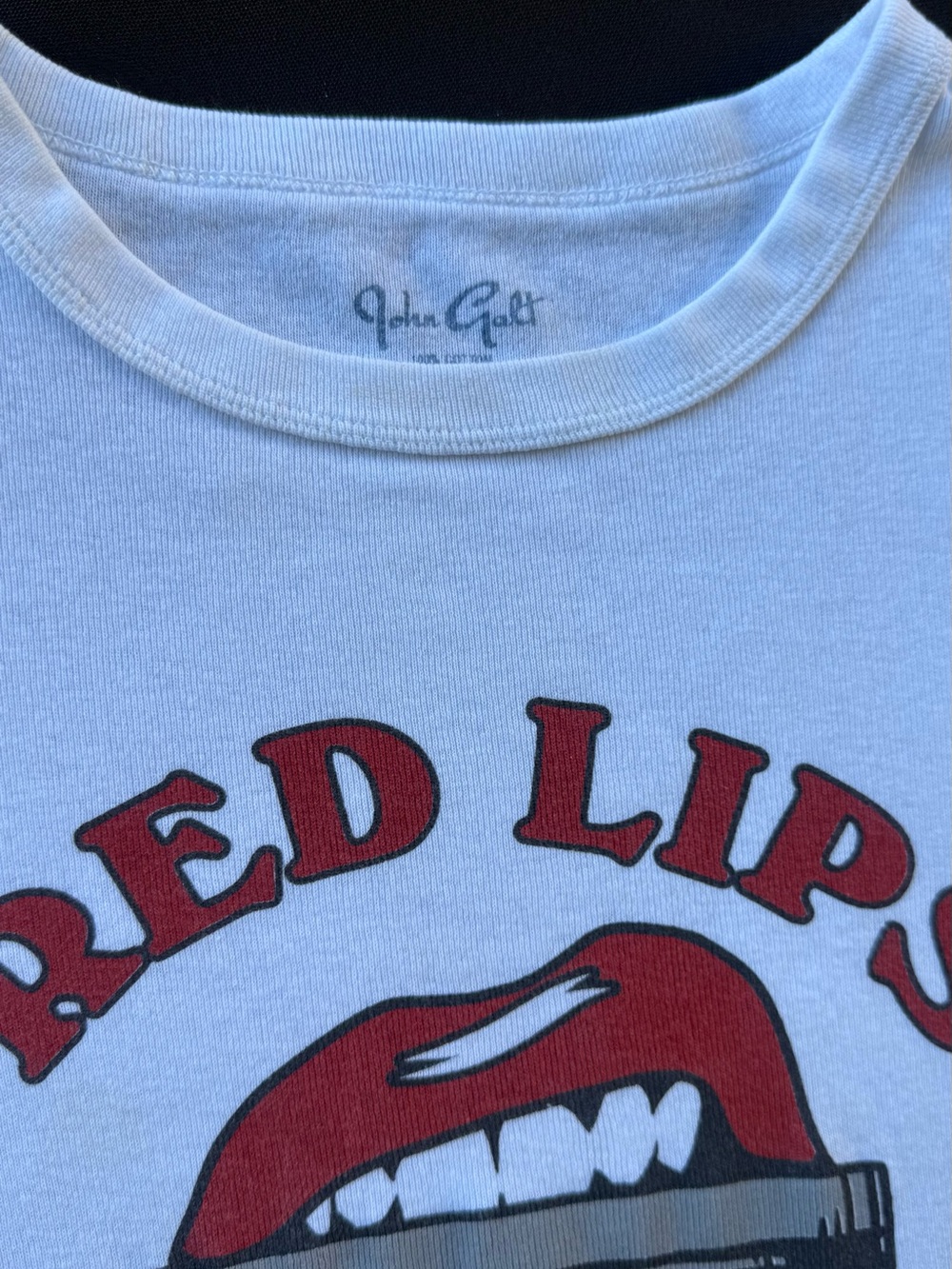 Brandy Melville White Graphic Tee with Red Lips Print